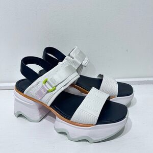 Sorel Kinetic Impact Platform Sandals White Black Women’s Size 8 NL4950